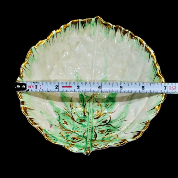 Vintage Cabbage Lettuce Leaf Ceramic Salad Plate Made in Italy White Green Gold - Picture 7 of 8
